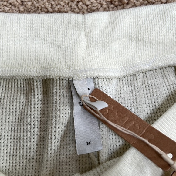 NWT! SKIMS Size 3X bone waffle crop sweatshirt and joggers set - Picture 10 of 13